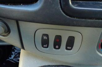 Opel Vivaro 2.0 CDTI L1H1 konvekta koelwagen 3 zits airco picture 21