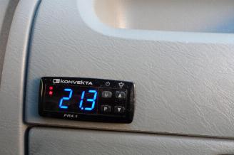 Opel Vivaro 2.0 CDTI L1H1 konvekta koelwagen 3 zits airco picture 9