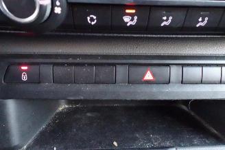 Peugeot Expert 2.0 BlueHDI 145 Long Premium DC 5 zits picture 20