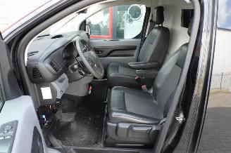 Peugeot Expert 2.0 BlueHDI 120 Standard Premium airco navi automaat picture 13