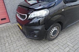 Peugeot Expert 2.0 BlueHDI 120 Standard Premium airco navi automaat picture 8