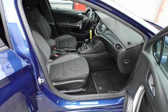Opel Astra Sports Tourer lkw picture 16