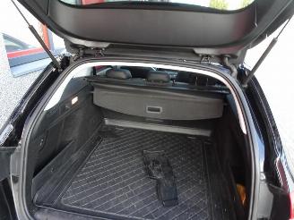 Peugeot 308 SW 1.2 PureTech Blue Lease Premium let op nieuwe motor !!!!!!! picture 16