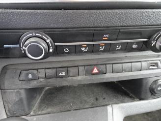 Peugeot Expert 2.0 BlueHDI 120 pk Standard Premium 3 zits picture 8
