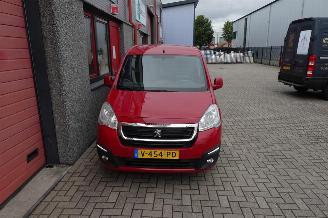 Peugeot Partner partner 1.6 bleu hdi lange uitvoering 3 zits airco picture 11