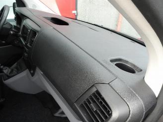 Peugeot Expert 231L 2.0 BlueHDI 150 Premium Pack airco 3 zits picture 27