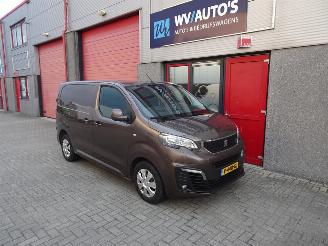 Peugeot Expert 231C 2.0 BlueHDI 120 Premium Pack 3 zits airco picture 4