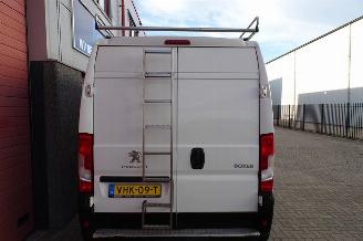 Peugeot Boxer 335 2.2 BlueHDi 140 L3H2 Premium DC picture 14