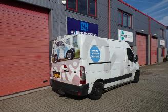 Renault Master T35 2.3 dCi L2H2 3 zits airco picture 3