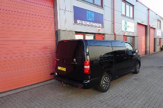 Peugeot Expert 231L 2.0 BlueHDI 120 DC Premium LET OP 1 E VERSNELING STUK WEL GEWOON RIJDBAAR !!!!!!!!!!!! picture 4