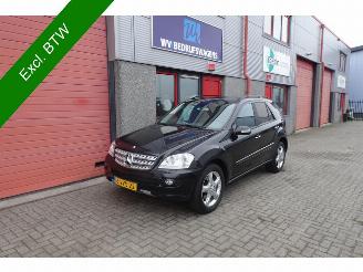 Gebrauchtwagen Van Mercedes M-klasse 320 CDI 4 matic airco navi lkw / van 3500 kg trekhaakgewicht 2006/7