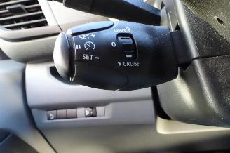 Peugeot Expert 226S 1.6 BlueHDI 95 Premium met imperiaal en betimmering picture 16