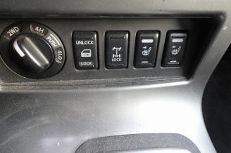 Nissan Navara dc automaat lang airco navara picture 11