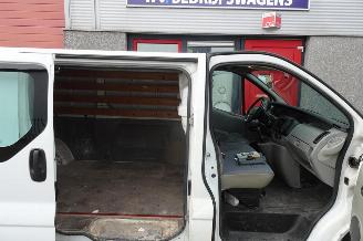 Renault Trafic 2.0 dCi T29 L2H1 3 zits airco picture 17