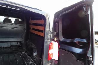 Peugeot Expert 231L 2.0 BlueHDI 120 DC Premium LET OP 1 E VERSNELING STUK WEL GEWOON RIJDBAAR !!!!!!!!!!!! picture 24