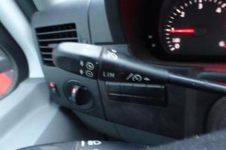 Volkswagen Crafter 50 2.0 TDI L3H1 openlaadbak 3 zits airco 3500 kg trekhaak gewicht picture 9