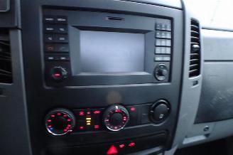Volkswagen Crafter 50 2.0 TDI L3H1 openlaadbak 3 zits airco 3500 kg trekhaak gewicht picture 7