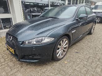 Unfallwagen Jaguar XF 3.0D Sport Edition Motor defect 2013/3