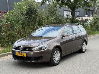 Volkswagen Golf  picture 1