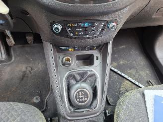 Ford Tourneo Courier  picture 11