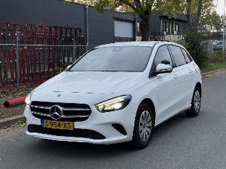 Unfallwagen Mercedes B-klasse  2023/5