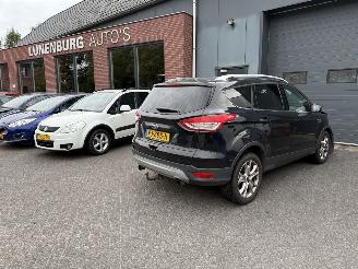 skadebil auto Ford Kuga 1.6 Titanium  SUV 5-dr. 2013/4