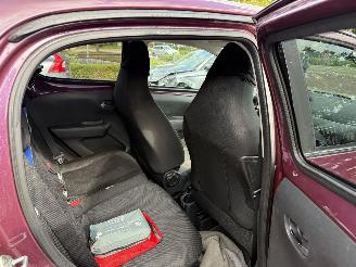 Peugeot 108 1.0 e-VTi Première  NAVIGATIE CLIMA Hatchback 5-dr. picture 12