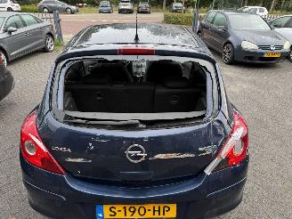 Opel Corsa 1.2-16V Selection Hatchback 3-dr. picture 14