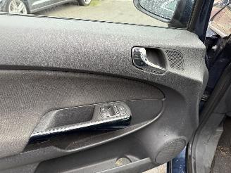 Opel Corsa 1.2-16V Selection Hatchback 3-dr. picture 18