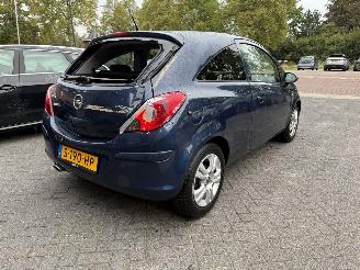 Opel Corsa 1.2-16V Selection Hatchback 3-dr. picture 5