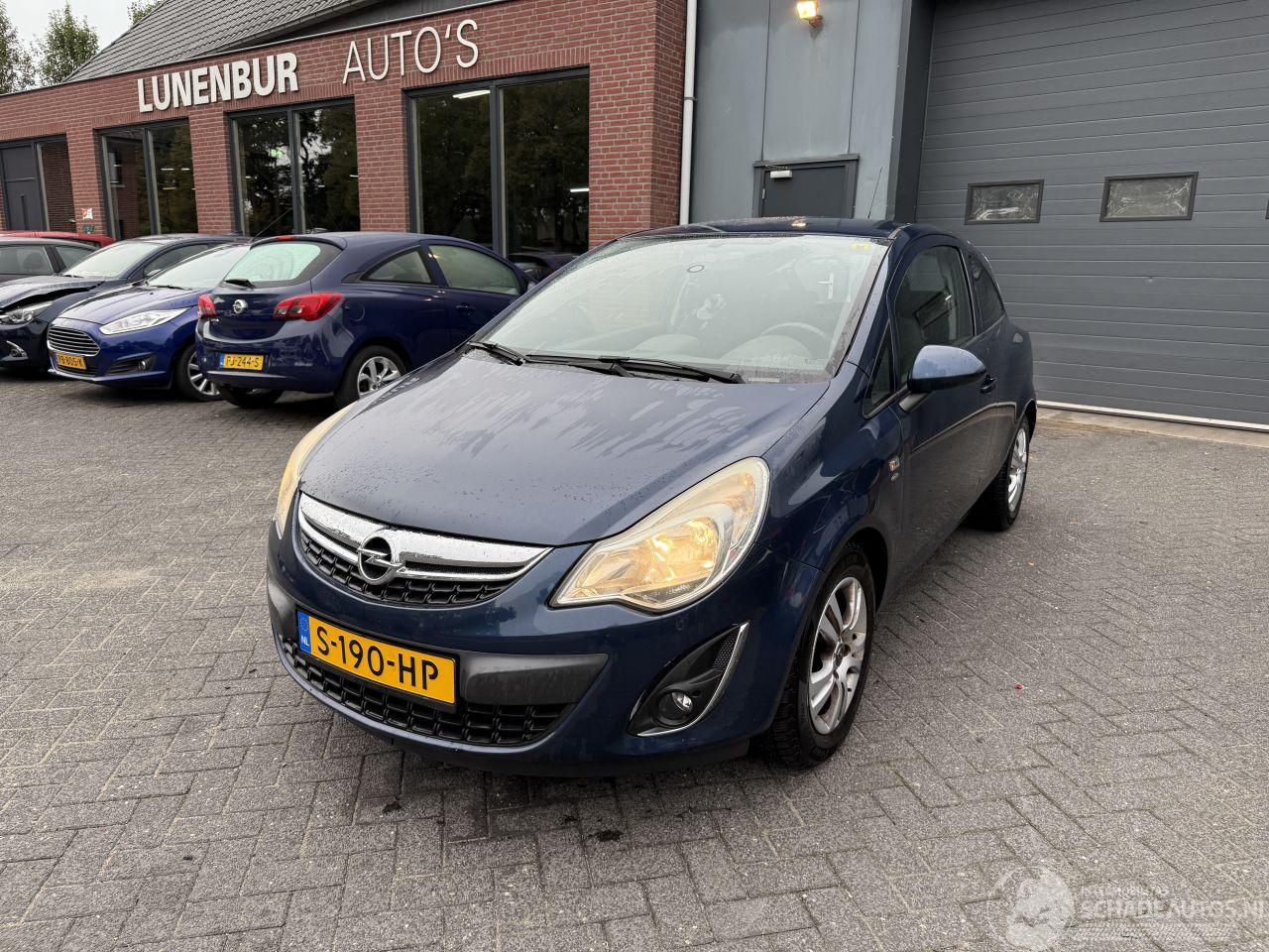 Opel Corsa 1.2-16V Selection Hatchback 3-dr.