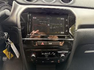 Suzuki Vitara 1.4 Boosterjet Select Smart Hybrid picture 26