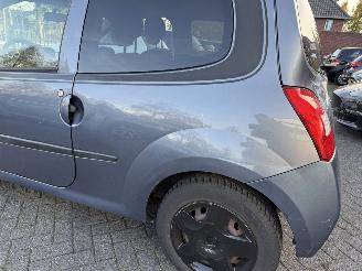 Renault Twingo 1.2-16V Collection  Hatchback 3-dr. picture 10