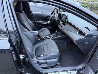 Toyota Corolla 2.0 Hybrid Business Plus picture 35