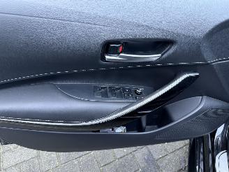 Toyota Corolla 2.0 Hybrid Business Plus picture 17