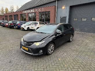 Toyota Auris 1.8 Hybrid Lease Pro picture 34