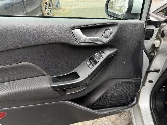 Ford Fiesta 1.0 EcoBoost  (Hatchback 5-dr.) picture 20