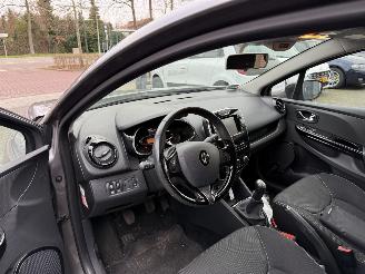 Renault Clio 0.9 TCe Authentique  Hatchback 5-dr. picture 20