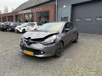 Renault Clio 0.9 TCe Authentique  Hatchback 5-dr. picture 8