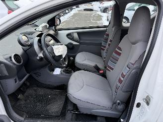 Citroën C1 1.0-12V Ambiance  AIRCO Hatchback 3-dr. picture 15