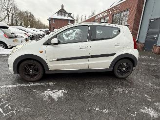 Suzuki Alto 1.0 Exclusive (Hatchback 5-dr.) picture 2