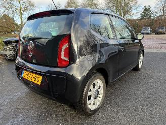 Volkswagen Up! 1.0 move up! AIRCO  BlueMotion picture 5