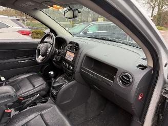 Jeep Compass 2.0 Limited (SUV 5-dr.) picture 16