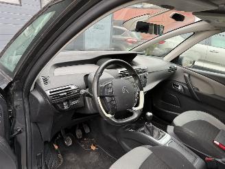 Citroën C4-picasso 2.0 HDi Business (MPV 5-dr.) picture 19