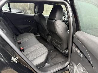 Peugeot 2008 1.2 PureTech GT-Line AUTOMAAT  (SUV 5-dr.) picture 27