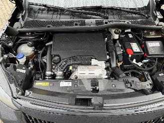 Peugeot 2008 1.2 PureTech GT-Line AUTOMAAT  (SUV 5-dr.) picture 4