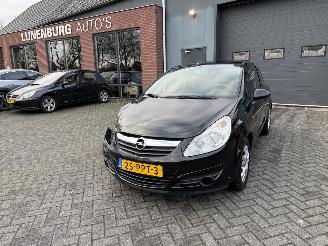 Damaged car Opel Corsa 1.2-16V Essentia (Hatchback 3-dr.) 2009/2