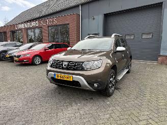 damaged passenger cars Dacia Duster 1.0 TCe Prestige (SUV 5-dr.) 2020/2