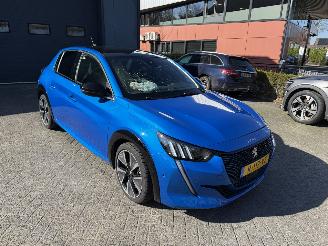 Avarii autoturisme Peugeot 208 EV GT Pack 50 kWh  PANORAMADAK  (Hatchback 5-dr.) 2022/12