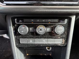 Volkswagen Touran 1.6 TDI SCR Comfortline 7 PERSOONS AUTOMAAT picture 32